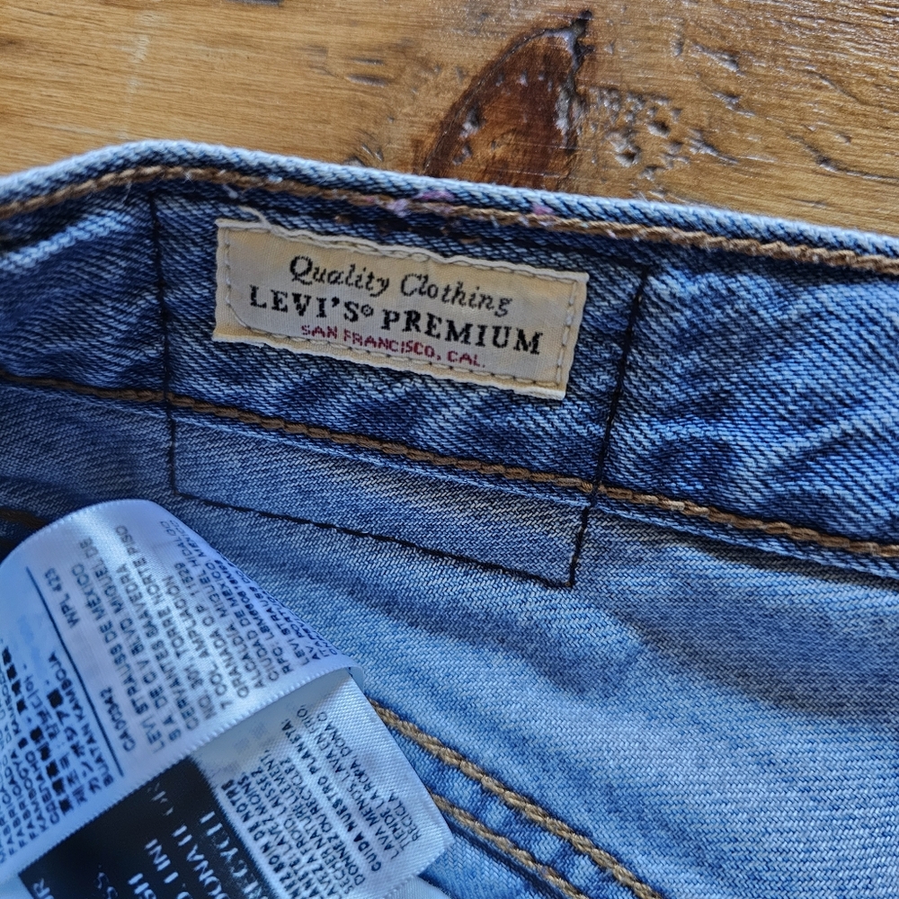 Levi's Buttonfly Ribcage Straight Ankle High Waisted Denim Size 25 - Picture 6 of 10